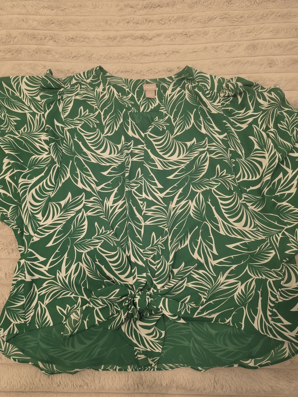 Chico's XL Green and White Leaf-Print Tie-Front Top
